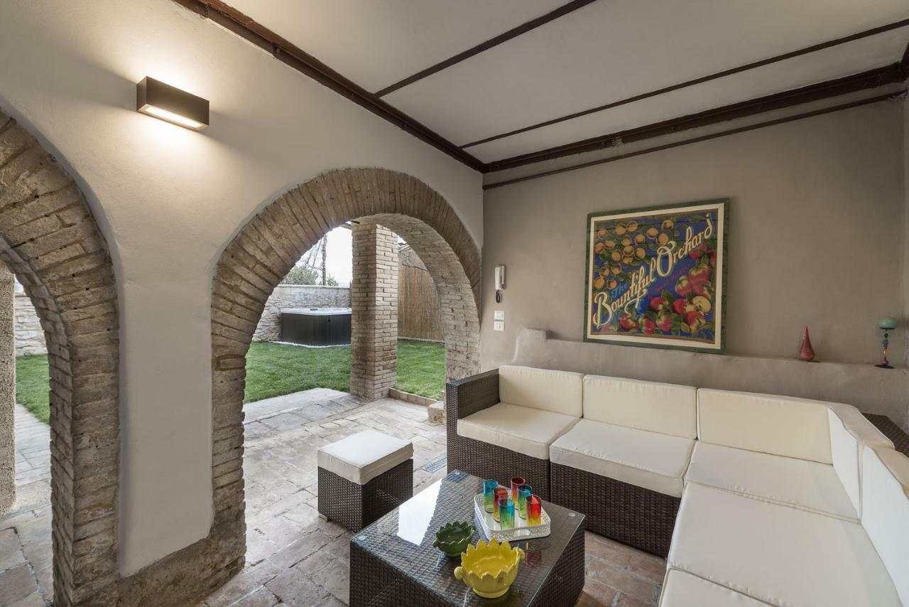 Villa Elisa Spello Bagian luar foto